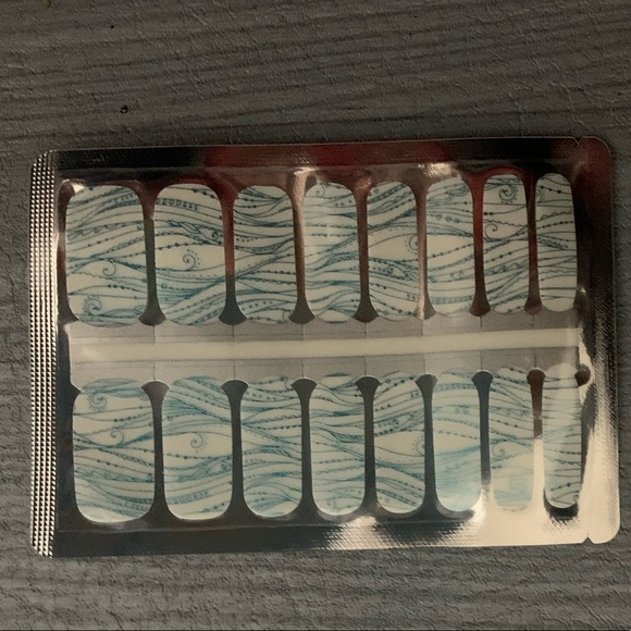 lovely hello Makeup Lovely Hello New Nail Strip Set Poshmark